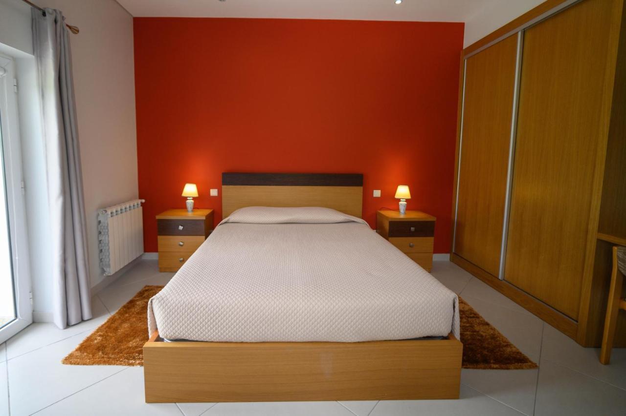 Funileiro, Apartamentos E Quartos 아마레스 외부 사진