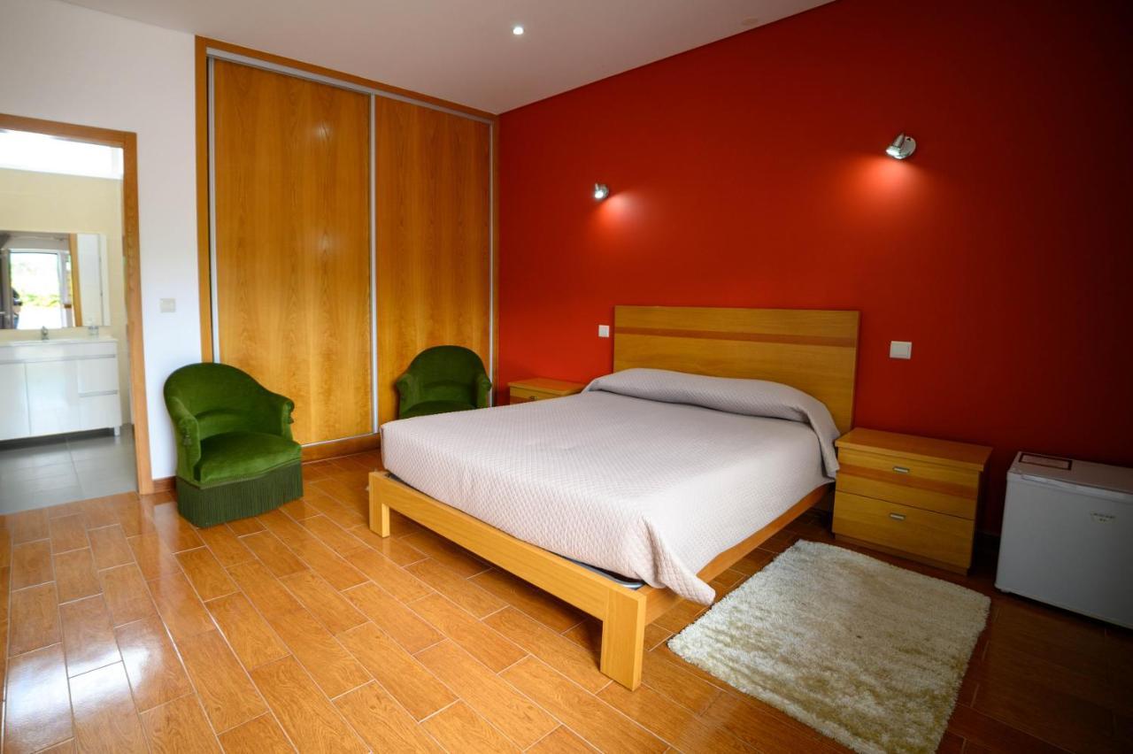 Funileiro, Apartamentos E Quartos 아마레스 외부 사진