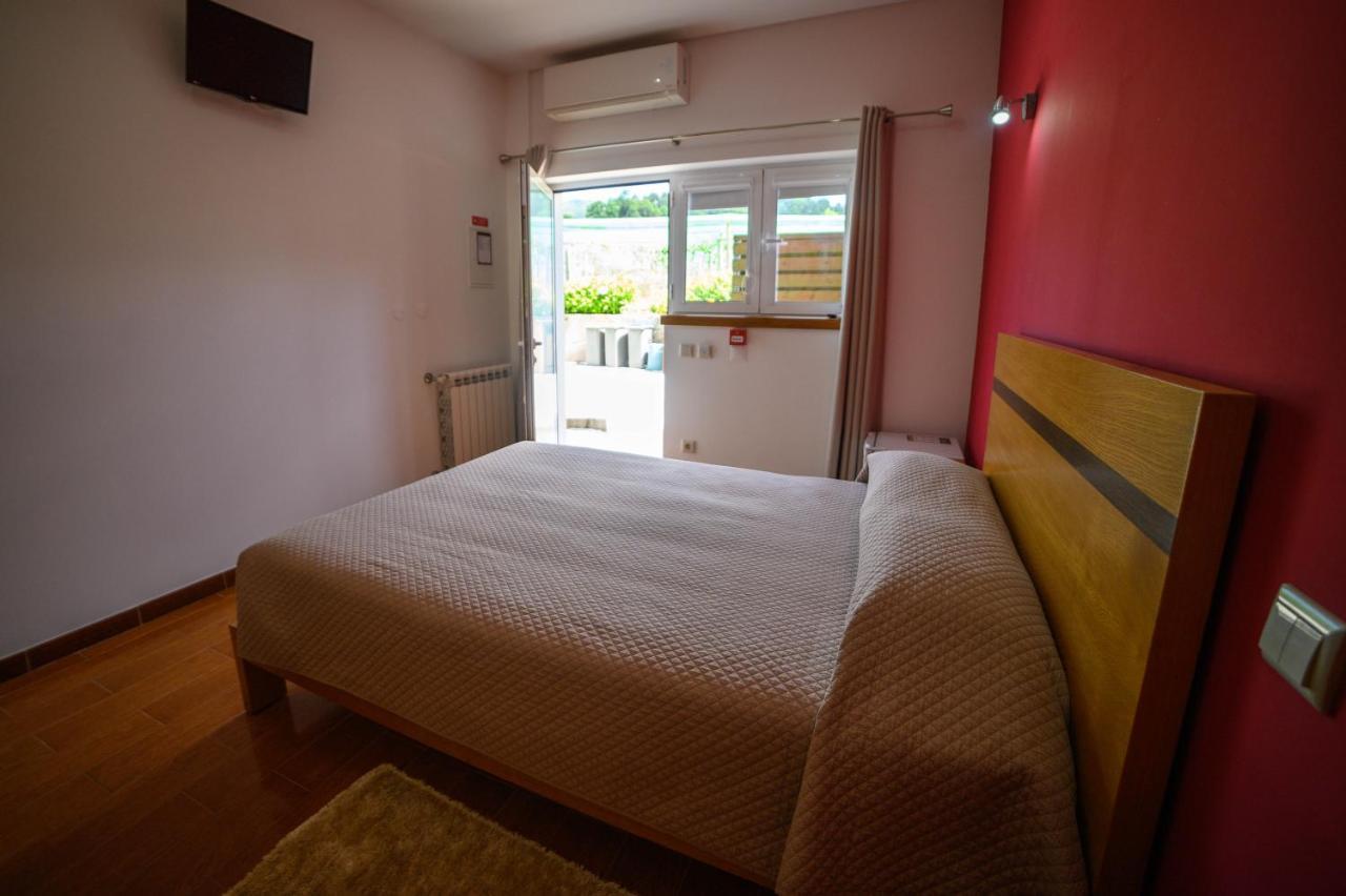 Funileiro, Apartamentos E Quartos 아마레스 외부 사진