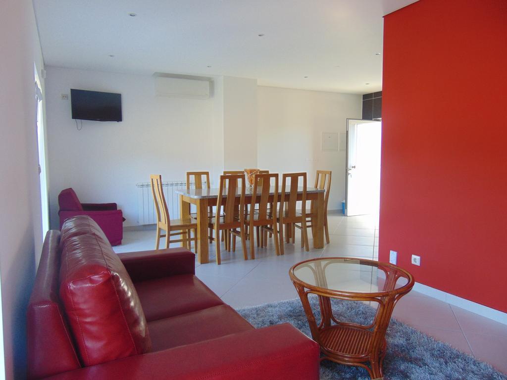 Funileiro, Apartamentos E Quartos 아마레스 외부 사진