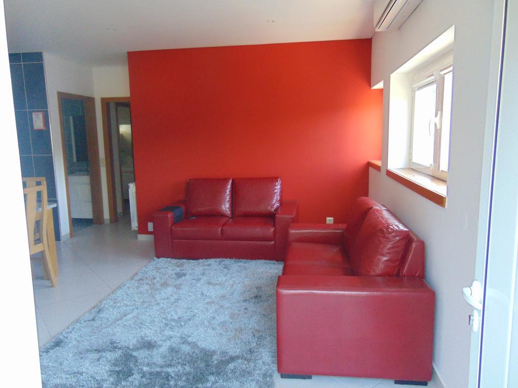 Funileiro, Apartamentos E Quartos 아마레스 외부 사진